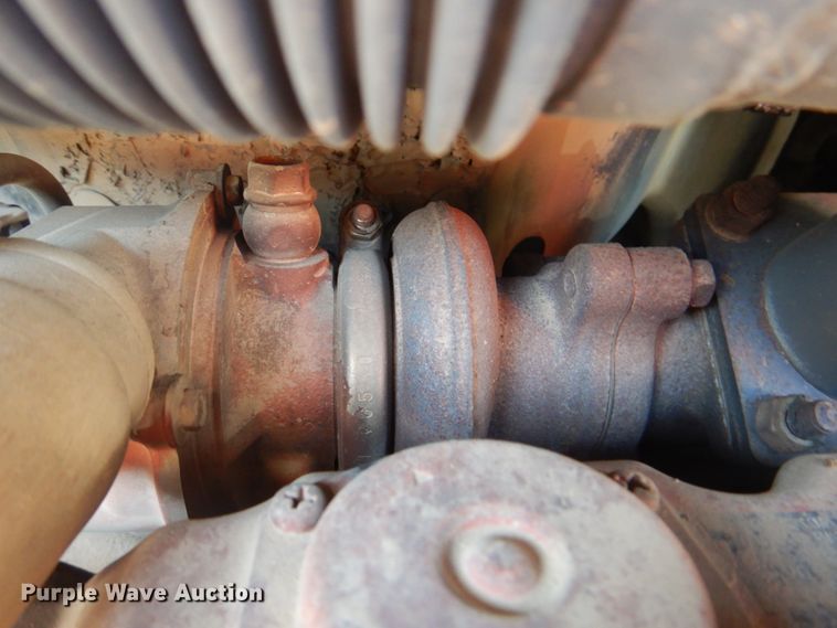 image for item JS9200 2010 Bobcat S185  skid steer loader