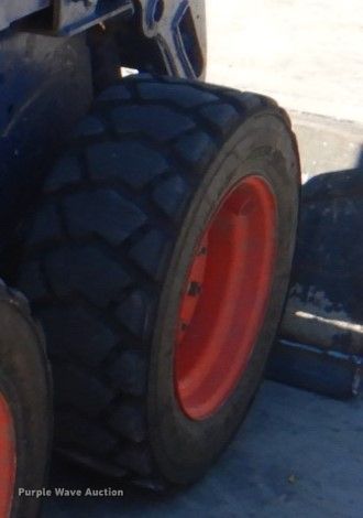 image for item JS9200 2010 Bobcat S185  skid steer loader