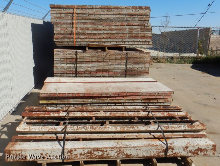 image for item JS9201 (200) concrete forms