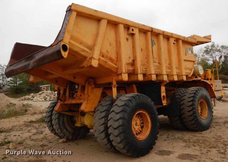 image for item JS9481 International 350  haul truck