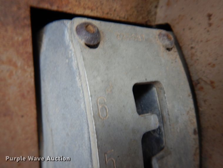 image for item JS9481 International 350  haul truck