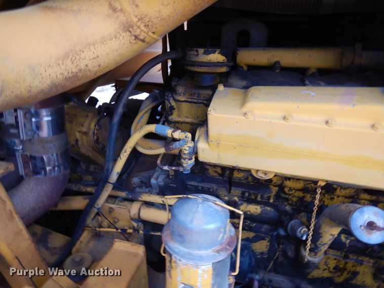 image for item JS9481 International 350  haul truck