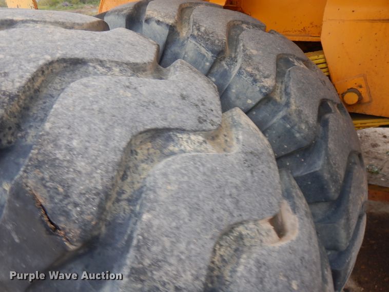 image for item JS9481 International 350  haul truck