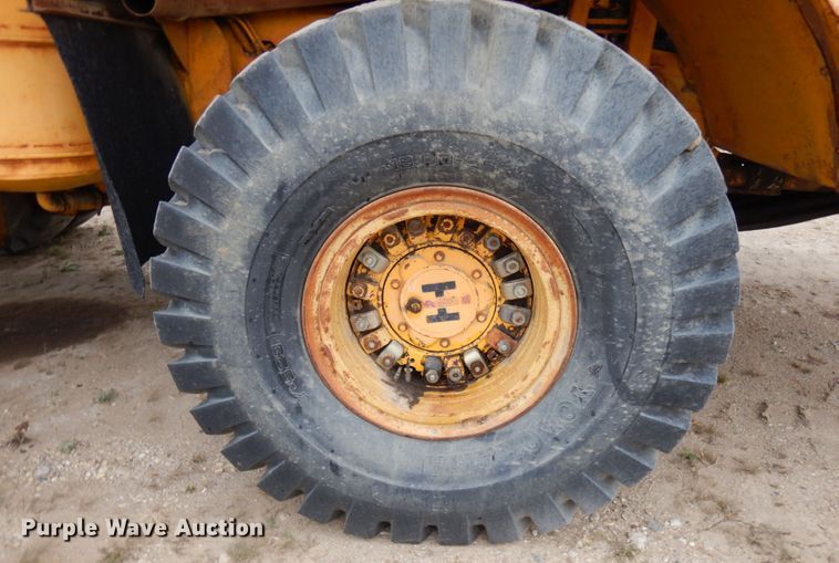 image for item JS9481 International 350  haul truck