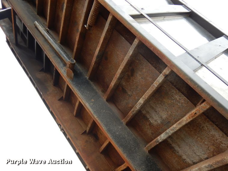 image for item JS9489 2002 Mack CV713  dump truck