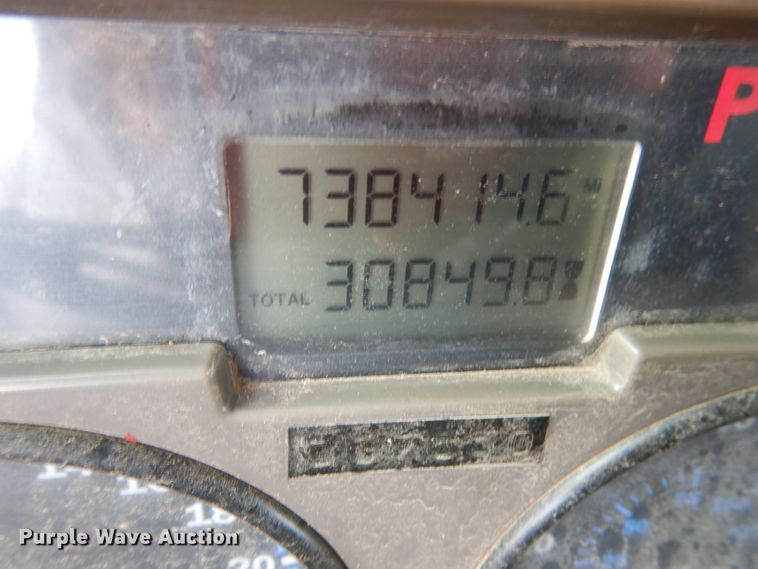 image for item JS9489 2002 Mack CV713  dump truck