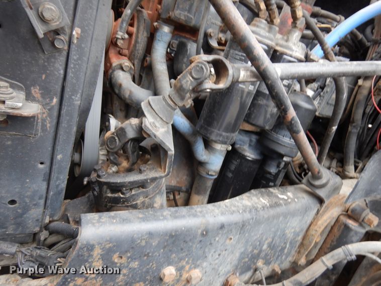 image for item JS9489 2002 Mack CV713  dump truck