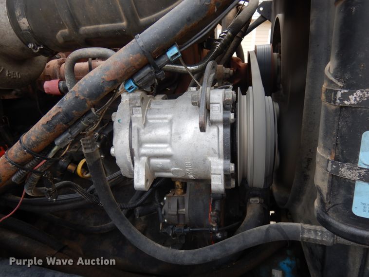 image for item JS9489 2002 Mack CV713  dump truck