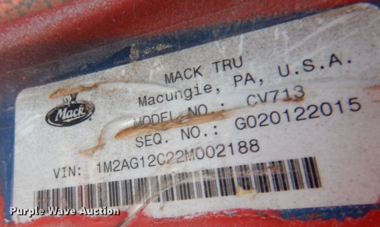 image for item JS9489 2002 Mack CV713  dump truck