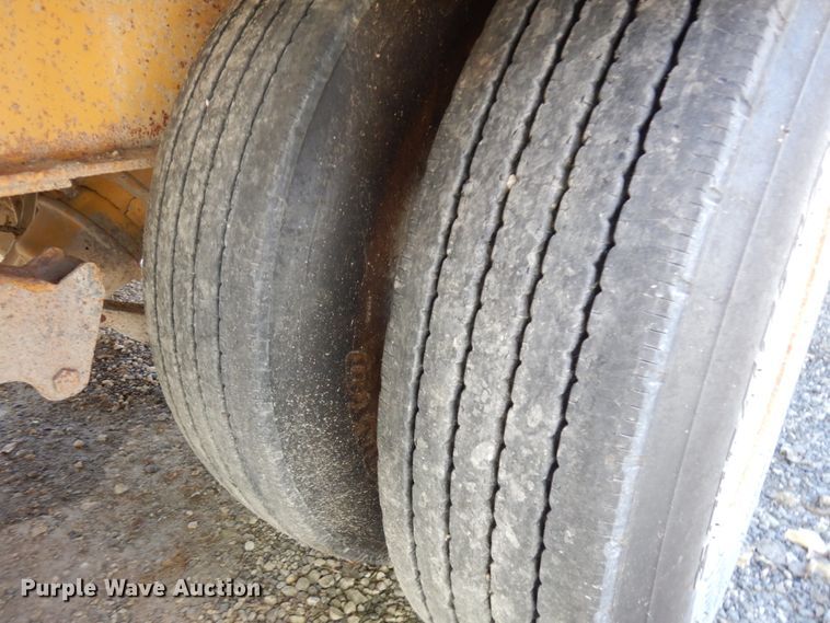 image for item JS9493 2000 Trail King TK40-2400  tilt deck equipment trailer