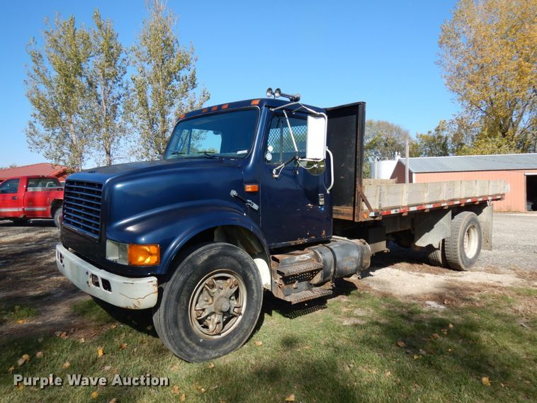 image for item JS9494 1991 International 4900  dump truck