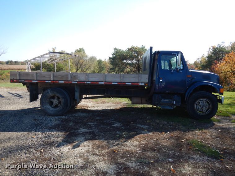 image for item JS9494 1991 International 4900  dump truck