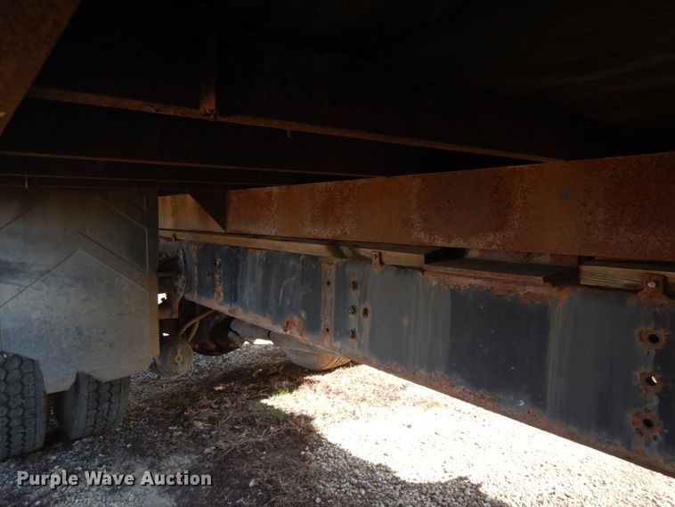 image for item JS9494 1991 International 4900  dump truck