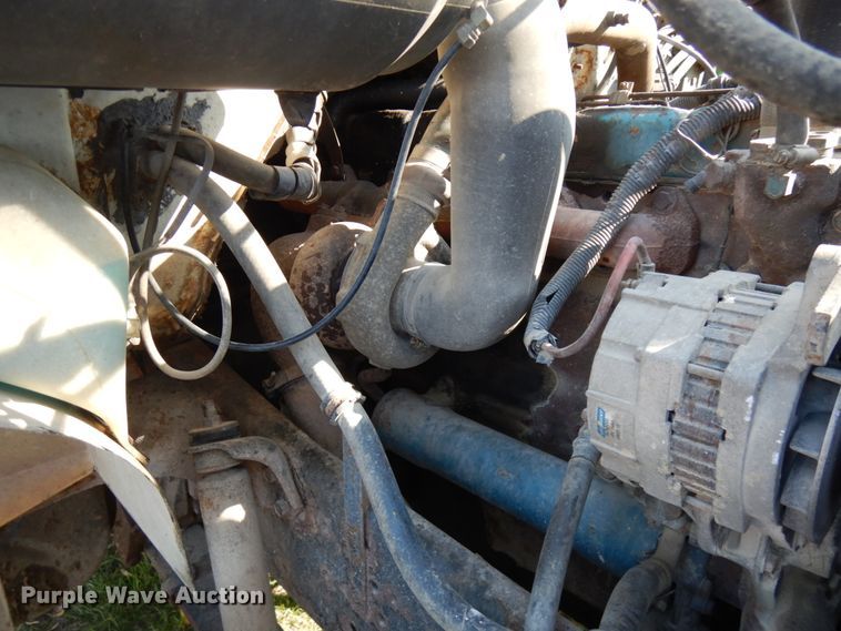 image for item JS9494 1991 International 4900  dump truck