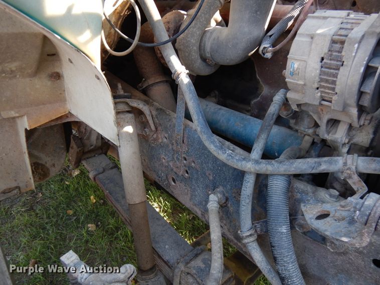 image for item JS9494 1991 International 4900  dump truck