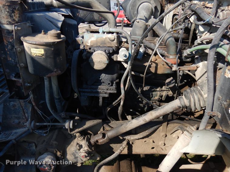 image for item JS9494 1991 International 4900  dump truck