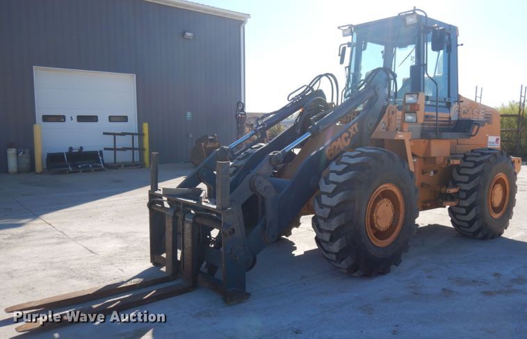 image for item JS9513 1999 Case 621C  wheel loader