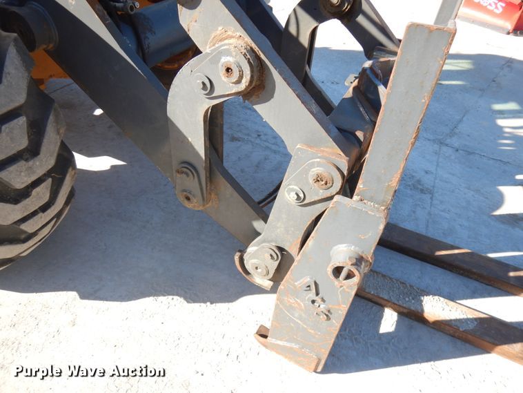 image for item JS9513 1999 Case 621C  wheel loader