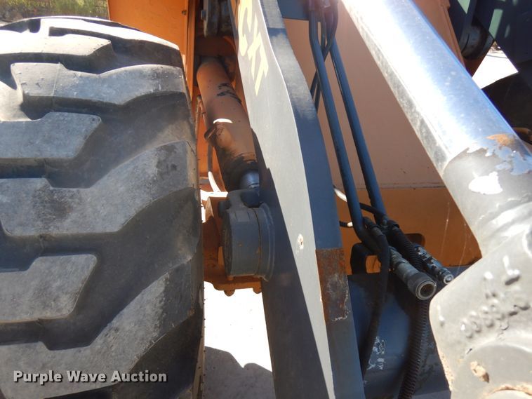 image for item JS9513 1999 Case 621C  wheel loader