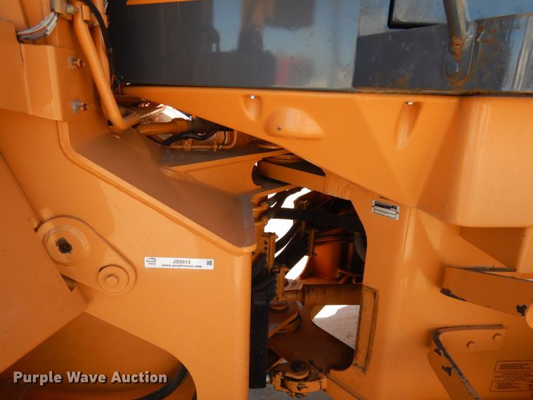 image for item JS9513 1999 Case 621C  wheel loader
