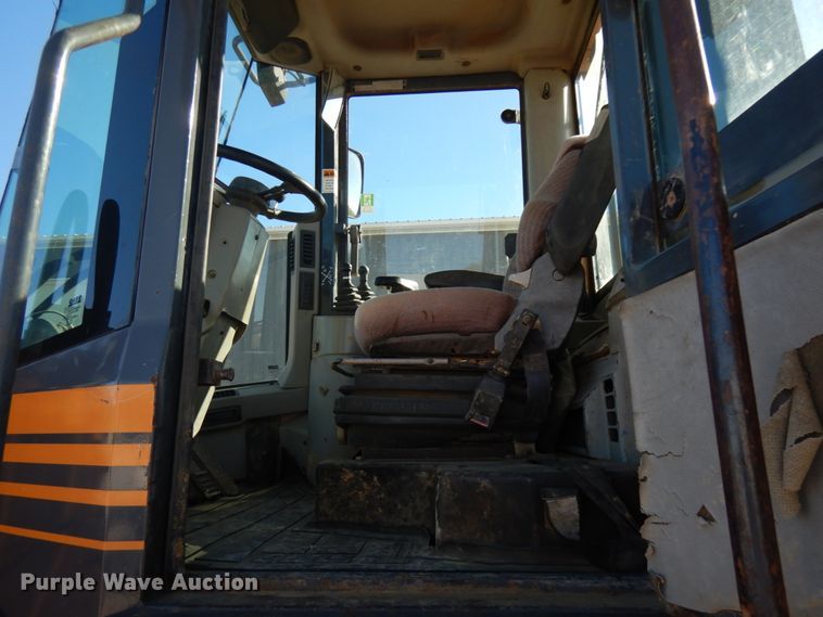 image for item JS9513 1999 Case 621C  wheel loader