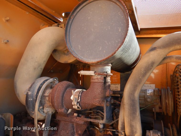 image for item JS9513 1999 Case 621C  wheel loader