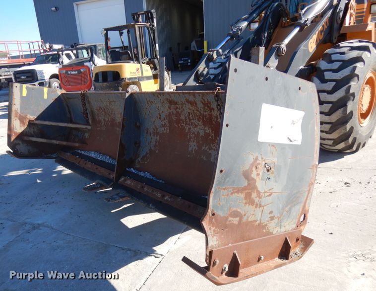 image for item JS9513 1999 Case 621C  wheel loader