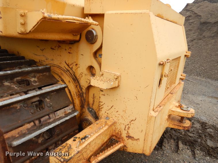 image for item JS9521 2004 John Deere 1050C  dozer