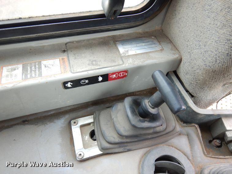 image for item JS9521 2004 John Deere 1050C  dozer