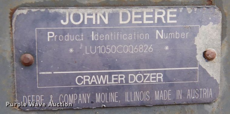 image for item JS9521 2004 John Deere 1050C  dozer