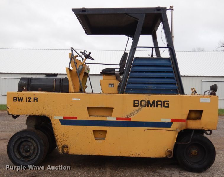 image for item JS9525 1990 Bomag BW12R  pneumatic roller