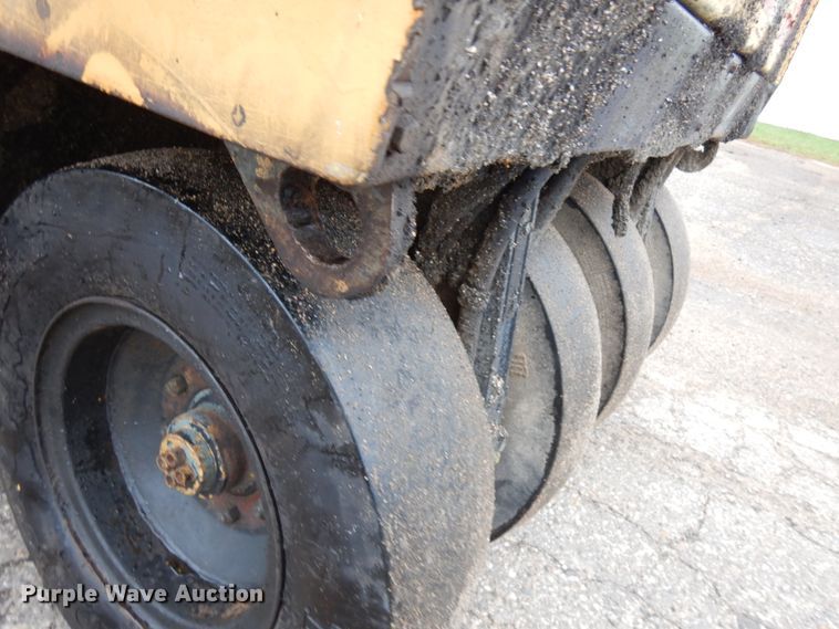 image for item JS9525 1990 Bomag BW12R  pneumatic roller