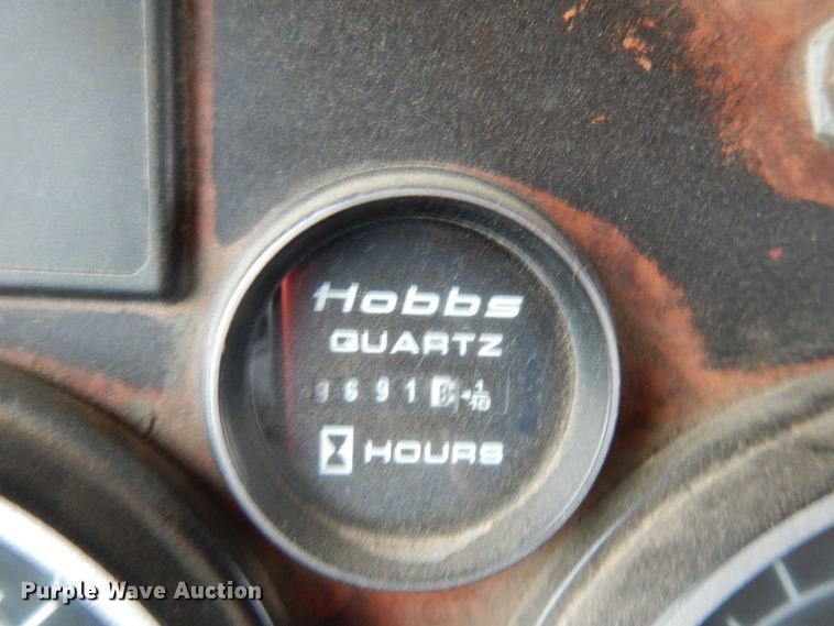 image for item JS9527 2004 Kenworth T800  dump truck