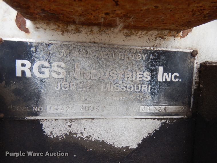 image for item JS9528 1991 Ford F700  pot hole patcher truck