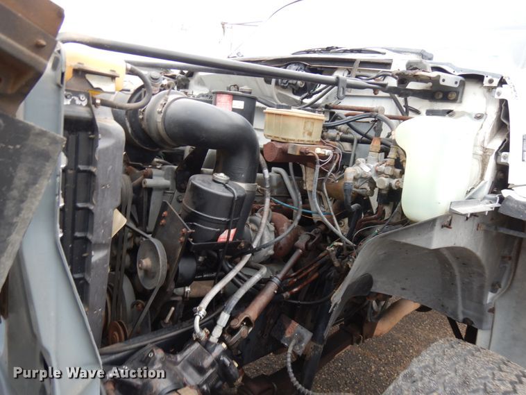 image for item JS9528 1991 Ford F700  pot hole patcher truck