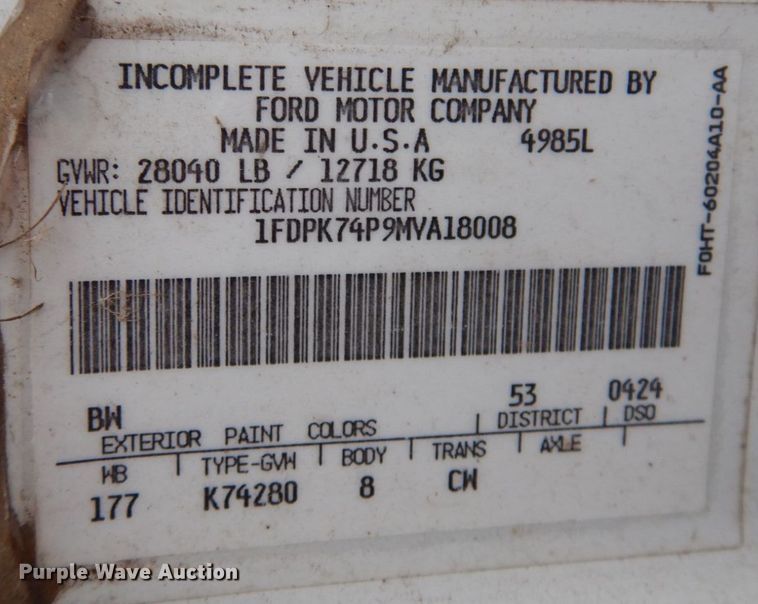 image for item JS9528 1991 Ford F700  pot hole patcher truck