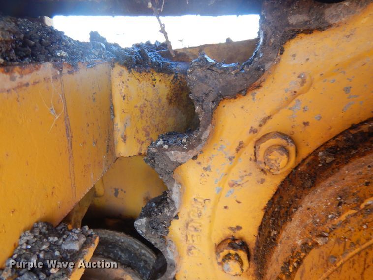 image for item JZ9798 1988 Gomaco GT6300  curb machine