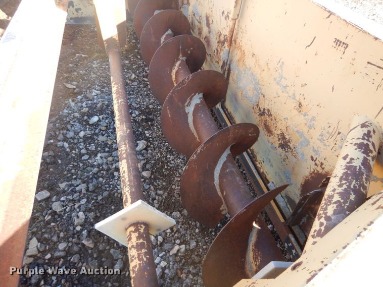 image for item JZ9798 1988 Gomaco GT6300  curb machine