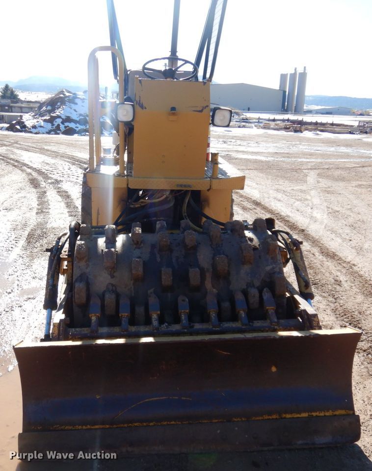 image for item JZ9800 1994 Caterpillar CP-323  single drum vibratory roller