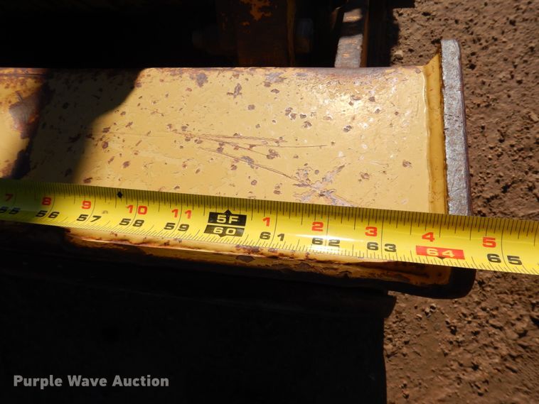 image for item JZ9800 1994 Caterpillar CP-323  single drum vibratory roller