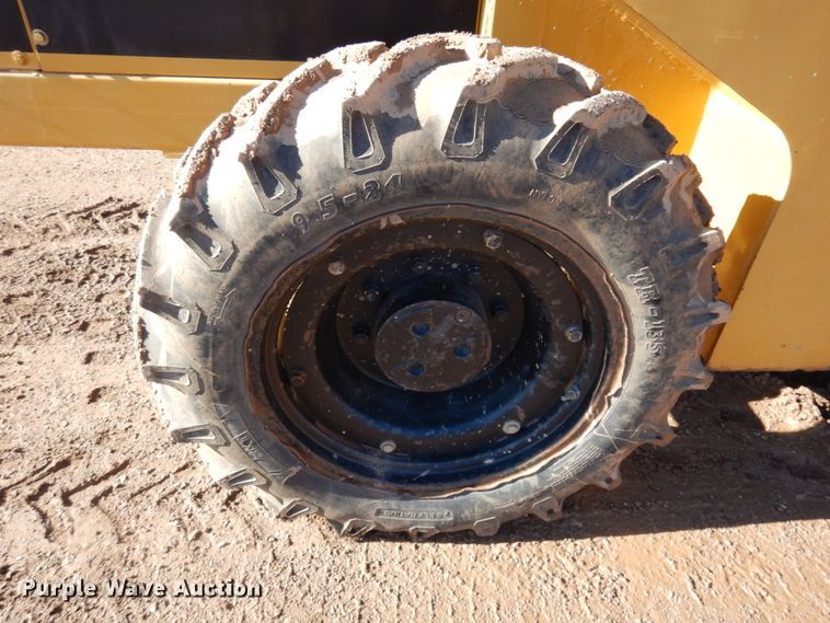 image for item JZ9800 1994 Caterpillar CP-323  single drum vibratory roller