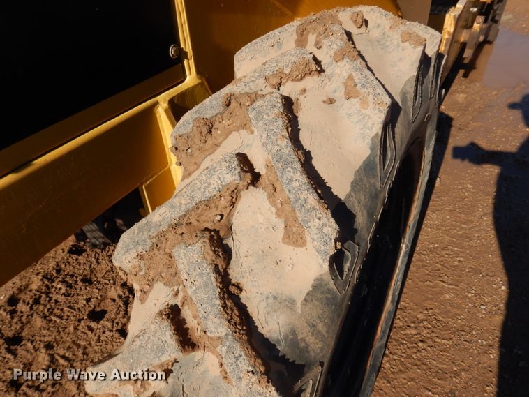 image for item JZ9800 1994 Caterpillar CP-323  single drum vibratory roller