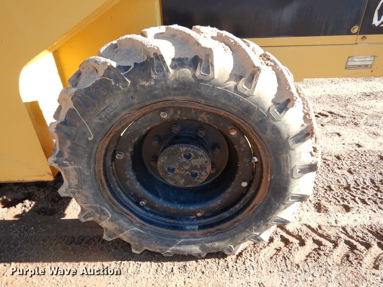 image for item JZ9800 1994 Caterpillar CP-323  single drum vibratory roller