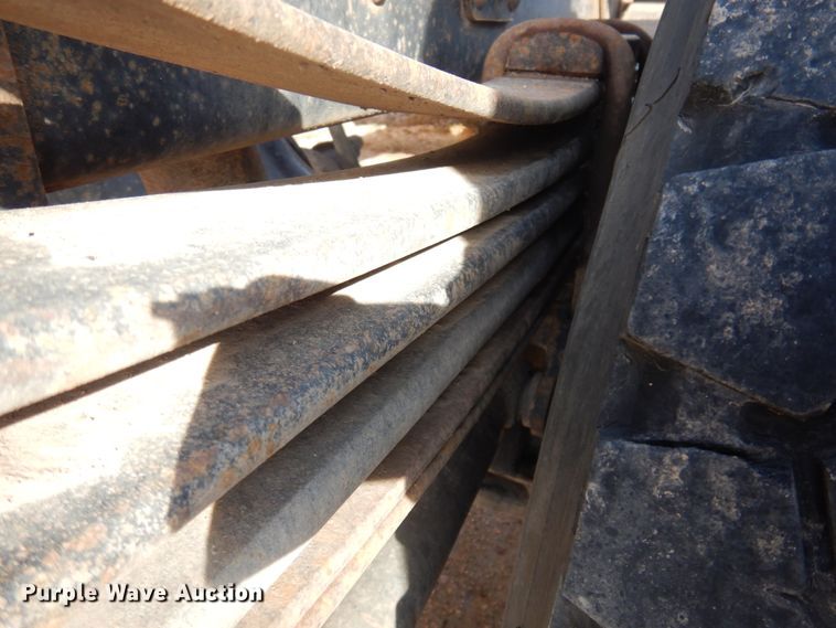 image for item JZ9802 1994 Chevrolet Kodiak  truck cab and chassis