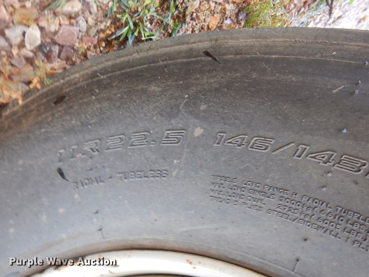 image for item JZ9802 1994 Chevrolet Kodiak  truck cab and chassis