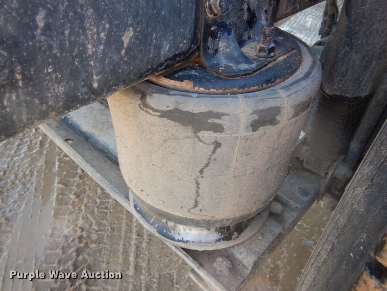 image for item JZ9804 2008 Freightliner Business Class M2 106  truck cab and chassis