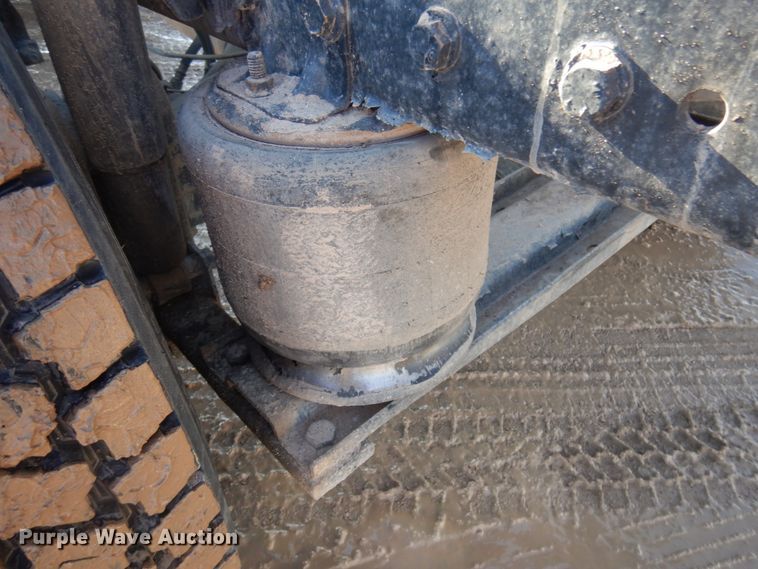 image for item JZ9804 2008 Freightliner Business Class M2 106  truck cab and chassis