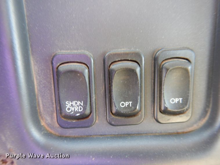 image for item JZ9804 2008 Freightliner Business Class M2 106  truck cab and chassis