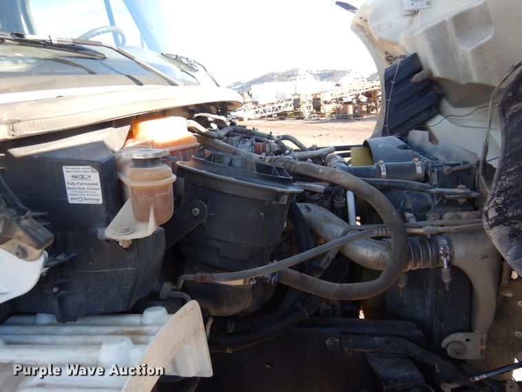 image for item JZ9804 2008 Freightliner Business Class M2 106  truck cab and chassis