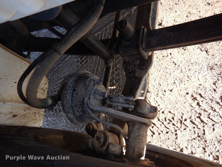 image for item JZ9804 2008 Freightliner Business Class M2 106  truck cab and chassis